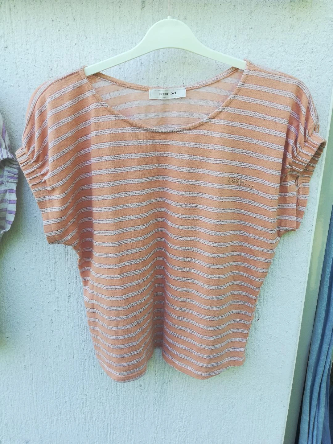 Lote de 2 camisetas ligeras y a rayas etiqueta T.L (imperfecciones) – photo 10